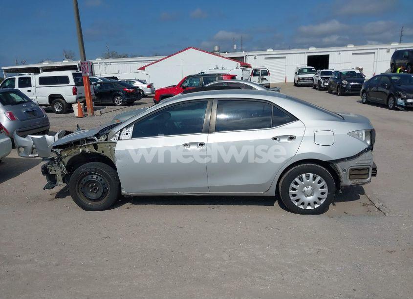 Photo 15 of 2014 Toyota Corolla LE (VIN 5YFBURHE9EP080980)