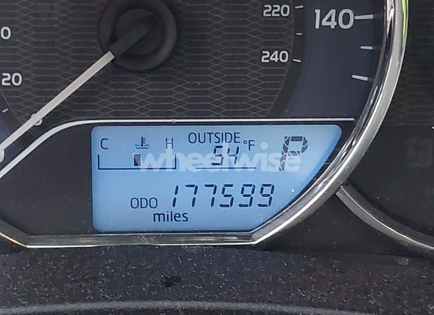 Photo 16 of 2014 Toyota Corolla LE (VIN 5YFBURHE9EP082695)