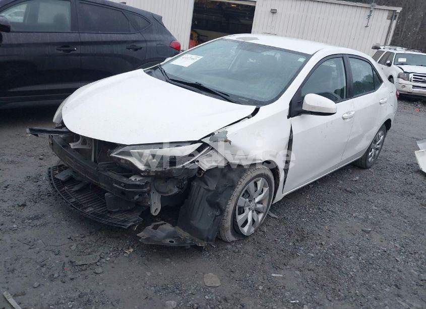 Photo 2 of 2014 Toyota Corolla LE (VIN 5YFBURHE9EP082695)