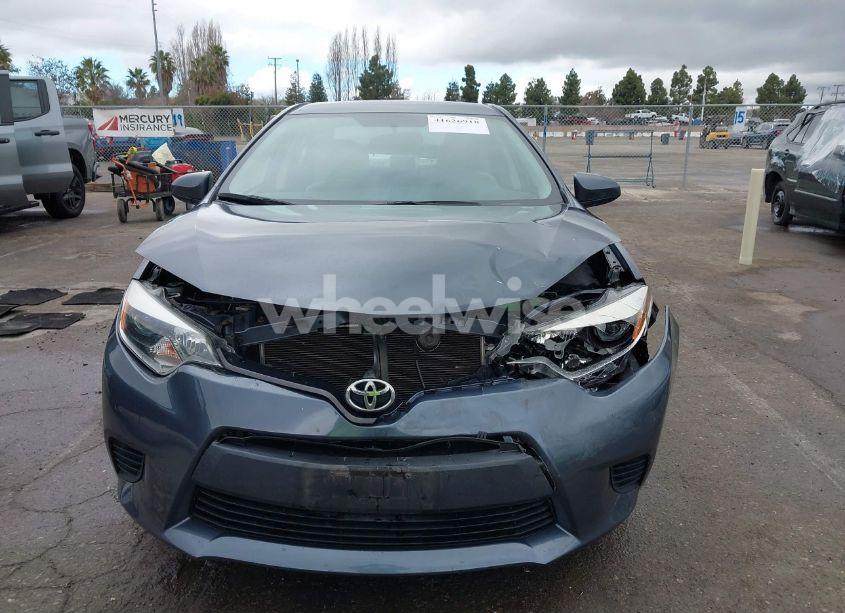 Photo 12 of 2014 Toyota Corolla LE (VIN 5YFBURHE9EP102007)
