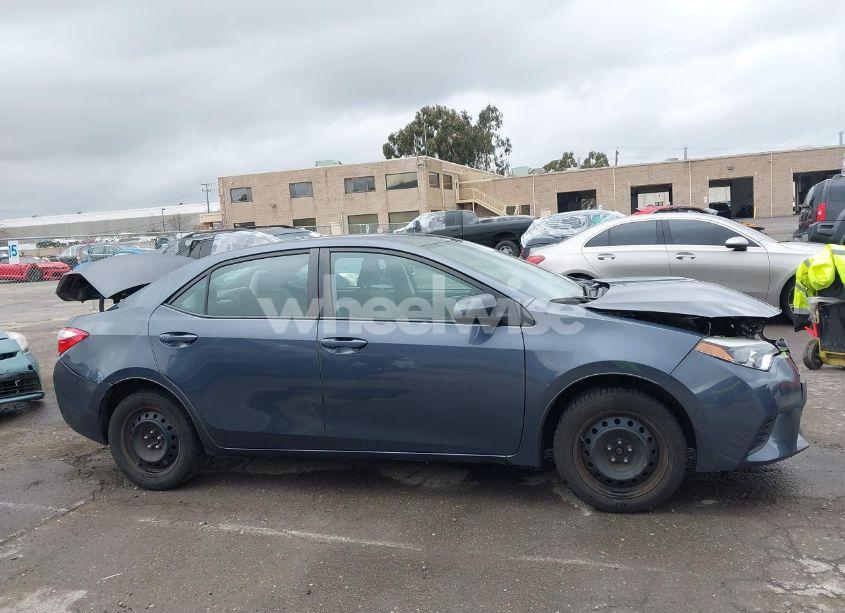 Photo 13 of 2014 Toyota Corolla LE (VIN 5YFBURHE9EP102007)