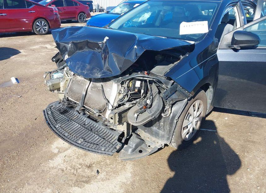 Photo 6 of 2014 Toyota Corolla L (VIN 5YFBURHE9EP124153)