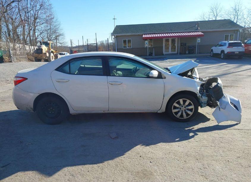 Photo 14 of 2014 Toyota Corolla LE (VIN 5YFBURHE9EP144869)