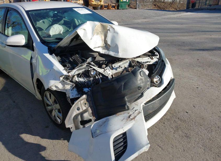 Photo 6 of 2014 Toyota Corolla LE (VIN 5YFBURHE9EP144869)