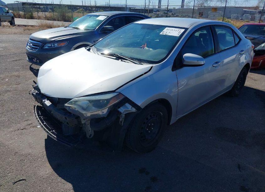 Photo 2 of 2014 Toyota Corolla LE (VIN 5YFBURHE9EP155368)