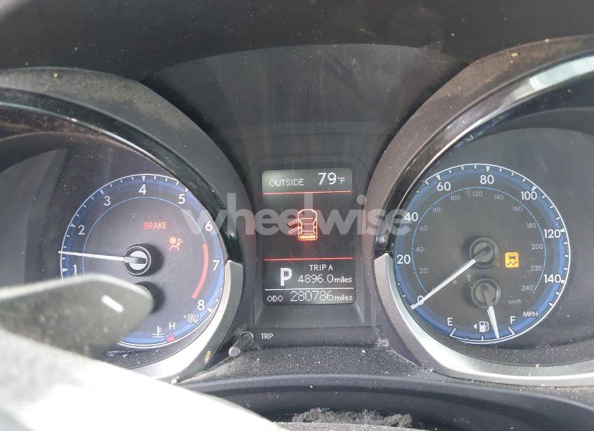 Photo 7 of 2014 Toyota Corolla S PLUS (VIN 5YFBURHE9EP171876)