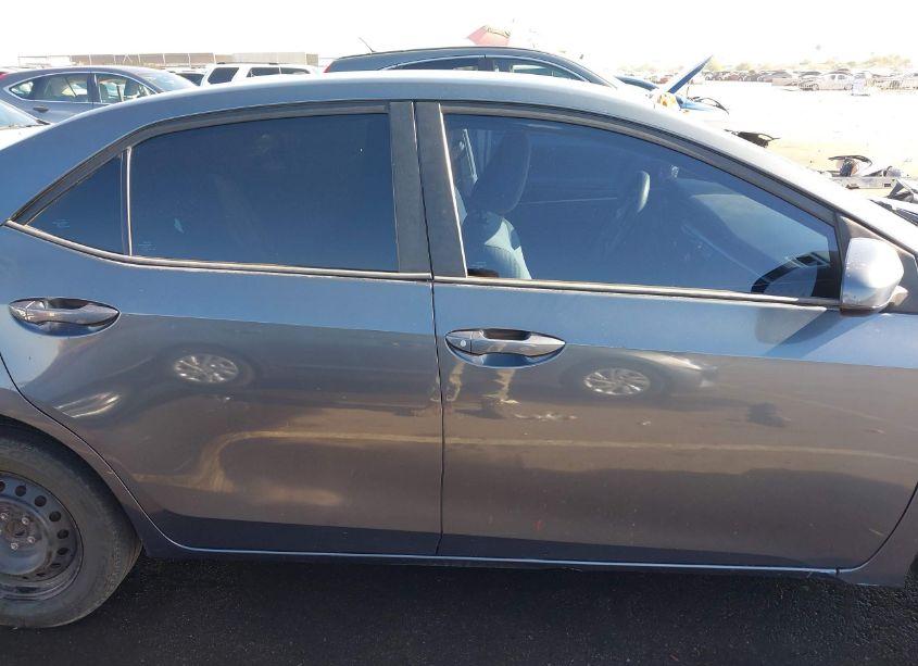 Photo 14 of 2014 Toyota Corolla L (VIN 5YFBURHE9EP172901)