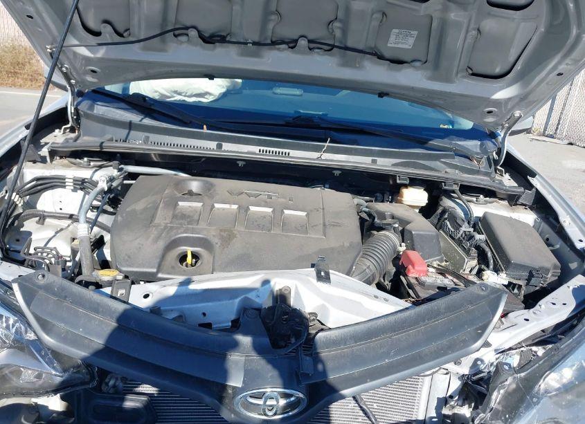 Photo 10 of 2015 Toyota Corolla L (VIN 5YFBURHE9FP180689)