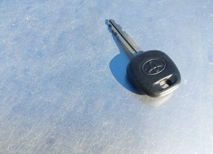 Photo 11 of 2015 Toyota Corolla L (VIN 5YFBURHE9FP180689)