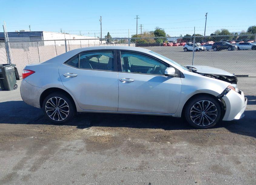 Photo 13 of 2015 Toyota Corolla L (VIN 5YFBURHE9FP180689)