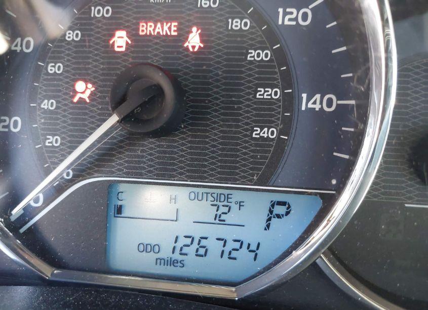 Photo 15 of 2015 Toyota Corolla L (VIN 5YFBURHE9FP180689)