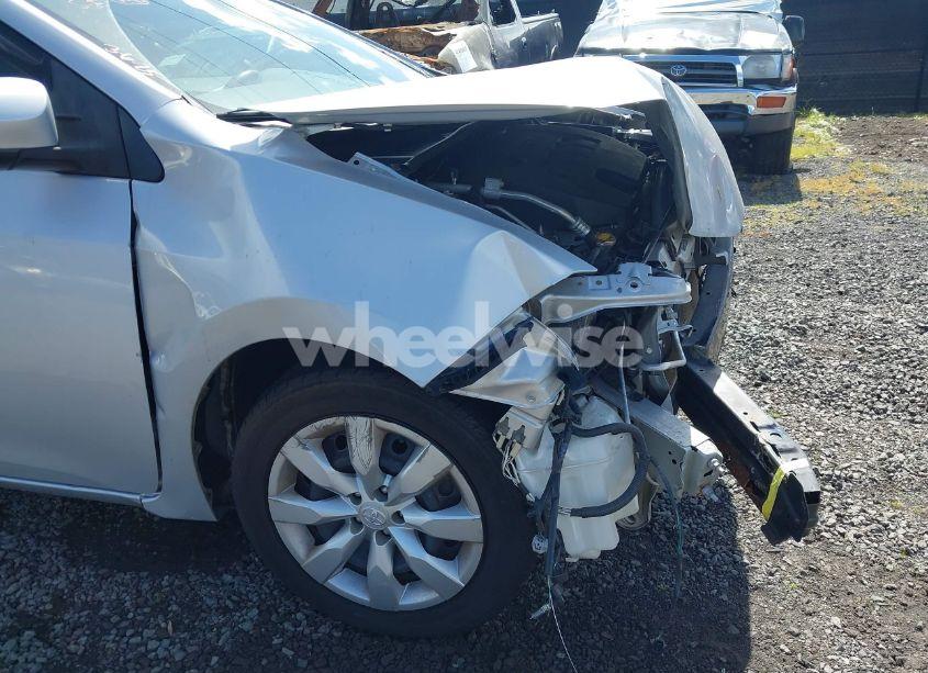 Photo 18 of 2015 Toyota Corolla LE/LE PLUS/LE PREMIUM (VIN 5YFBURHE9FP198237)