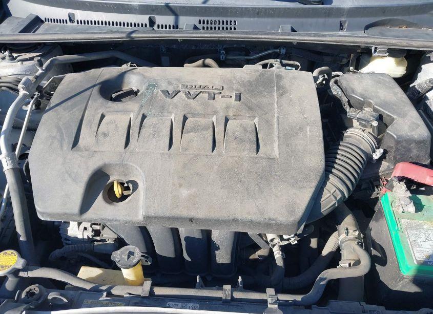 Photo 10 of 2015 Toyota Corolla S PLUS (VIN 5YFBURHE9FP216462)