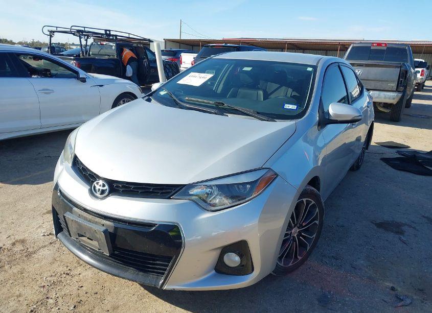 Photo 2 of 2015 Toyota Corolla S PLUS (VIN 5YFBURHE9FP216462)