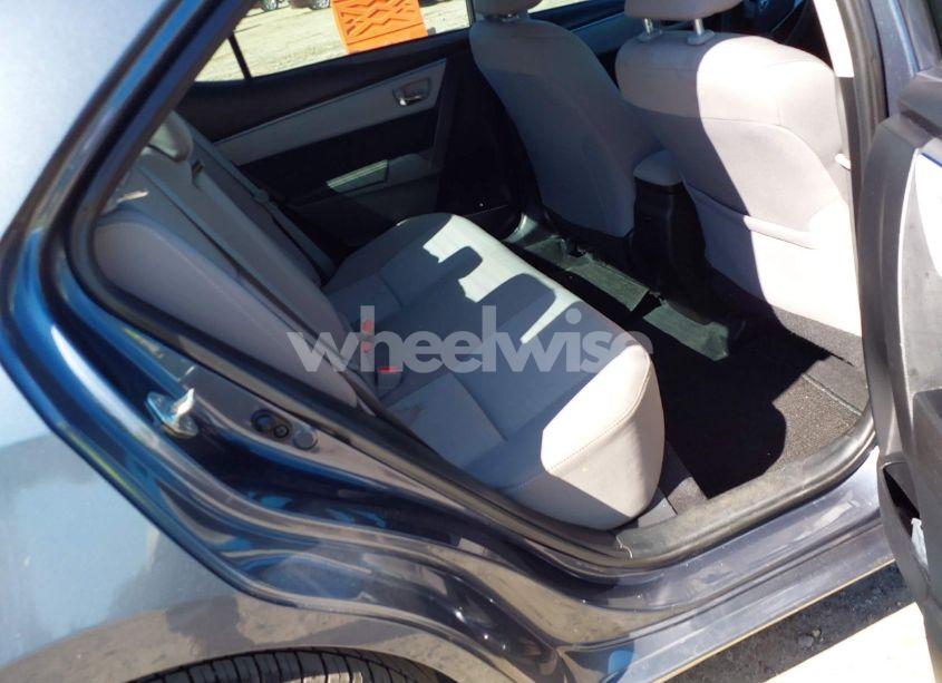 Photo 8 of 2015 Toyota Corolla LE (VIN 5YFBURHE9FP219717)