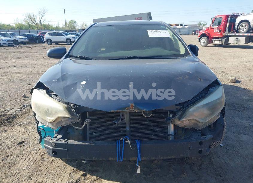 Photo 6 of 2015 Toyota Corolla LE PLUS (VIN 5YFBURHE9FP230541)