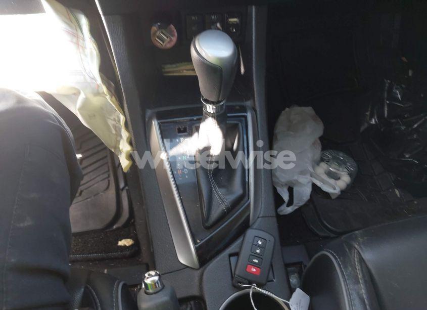 Photo 11 of 2015 Toyota Corolla S PREMIUM (VIN 5YFBURHE9FP235223)