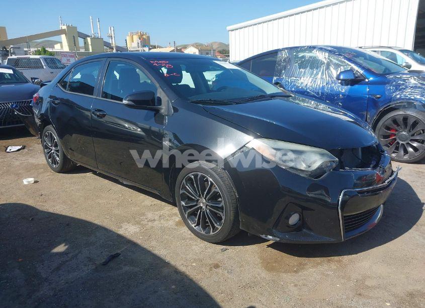 2015 Toyota Corolla S PLUS (VIN 5YFBURHE9FP251115) main photo