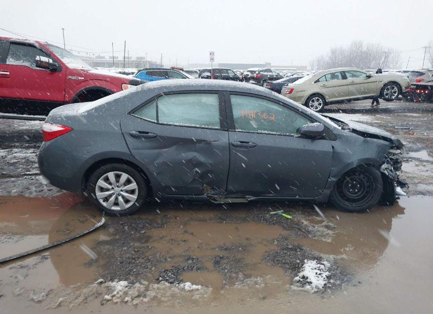 Photo 13 of 2015 Toyota Corolla LE (VIN 5YFBURHE9FP258260)
