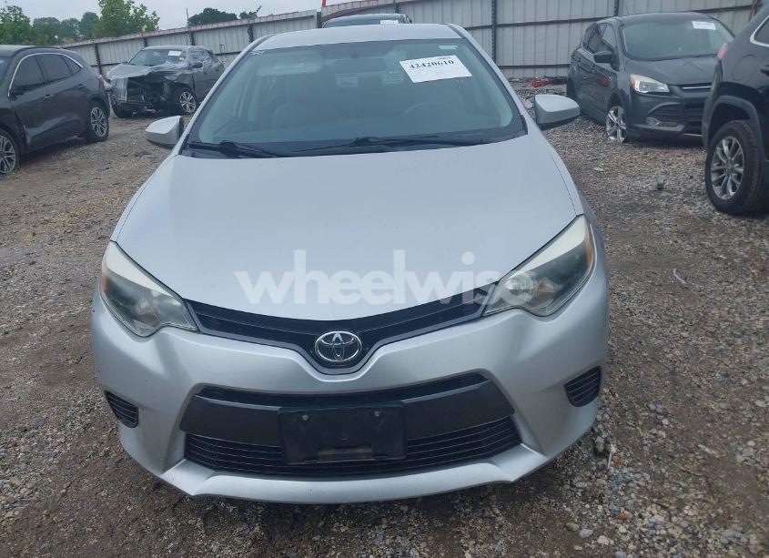 Photo 12 of 2015 Toyota Corolla LE (VIN 5YFBURHE9FP297995)