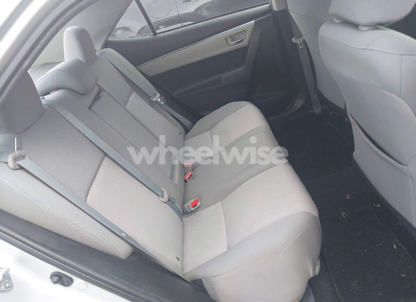 Photo 8 of 2015 Toyota Corolla LE (VIN 5YFBURHE9FP297995)