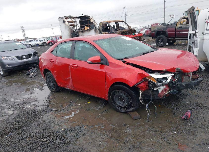 2015 Toyota Corolla S (VIN 5YFBURHE9FP309983) main photo