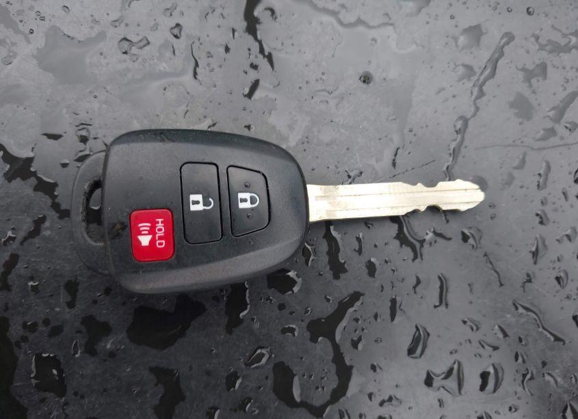 Photo 11 of 2015 Toyota Corolla S (VIN 5YFBURHE9FP309983)