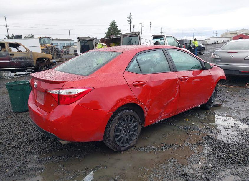 Photo 4 of 2015 Toyota Corolla S (VIN 5YFBURHE9FP309983)