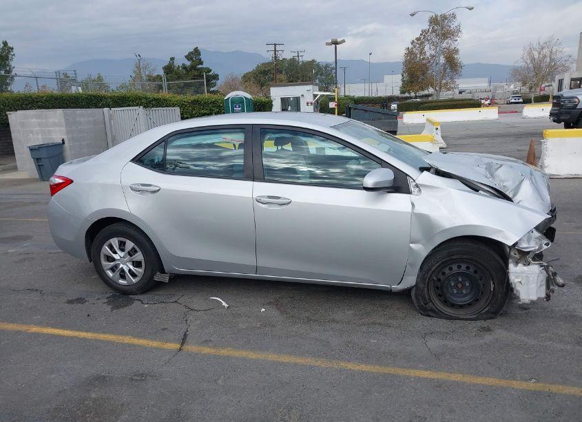 Photo 14 of 2015 Toyota Corolla L (VIN 5YFBURHE9FP313256)