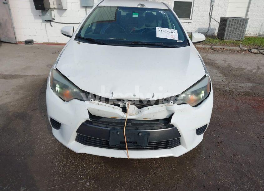 Photo 6 of 2015 Toyota Corolla LE (VIN 5YFBURHE9FP331949)