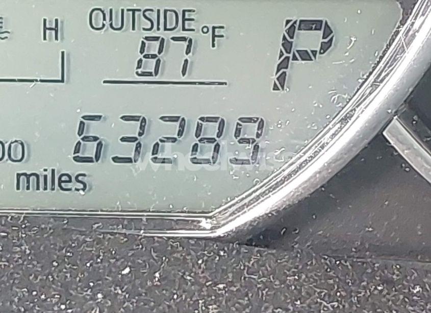 Photo 15 of 2015 Toyota Corolla LE (VIN 5YFBURHE9FP335953)