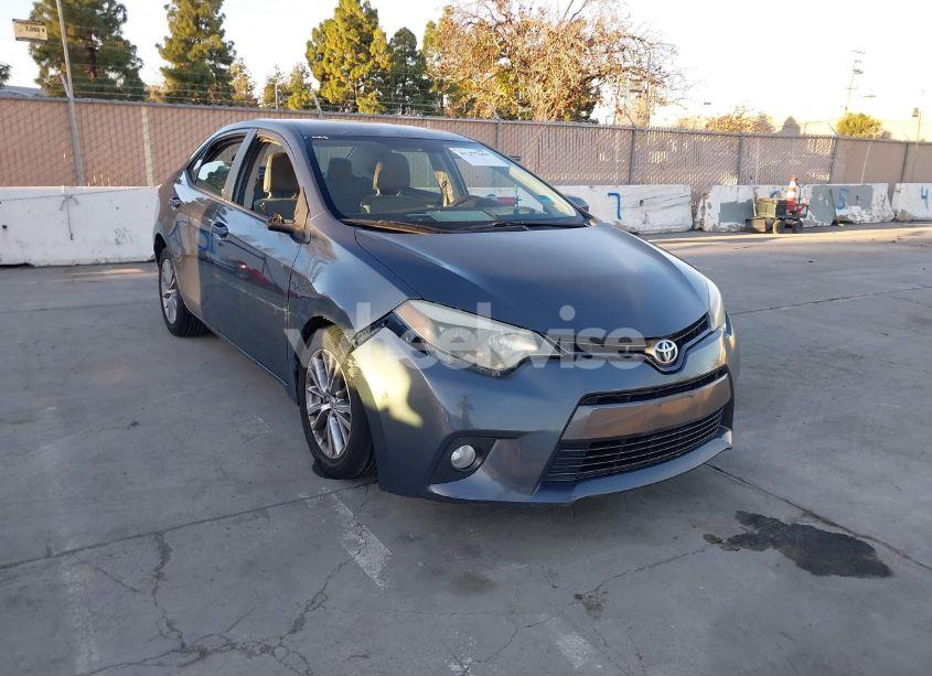 2015 Toyota Corolla LE PLUS (VIN 5YFBURHE9FP344524) main photo