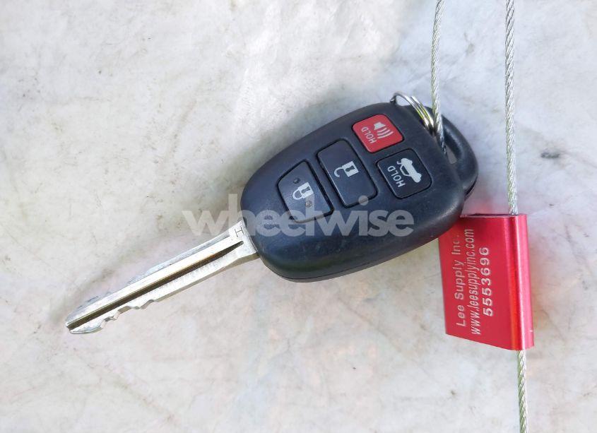 Photo 11 of 2015 Toyota Corolla LE PLUS (VIN 5YFBURHE9FP344524)