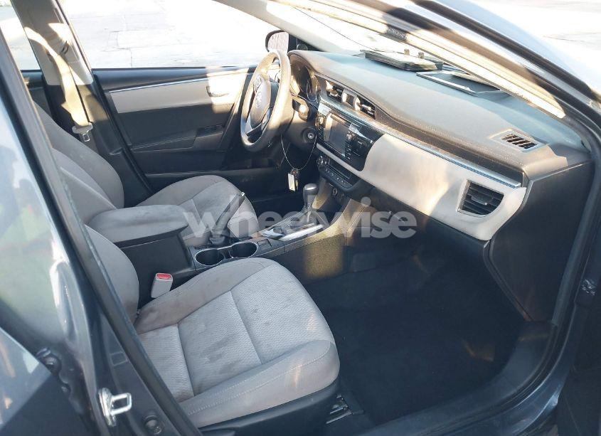 Photo 5 of 2015 Toyota Corolla LE PLUS (VIN 5YFBURHE9FP344524)