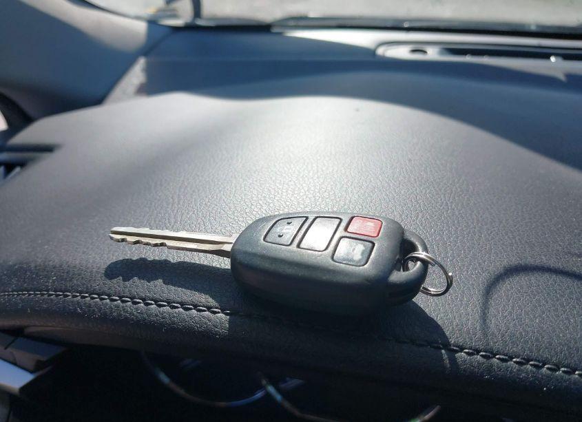 Photo 11 of 2016 Toyota Corolla LE (VIN 5YFBURHE9GP393322)