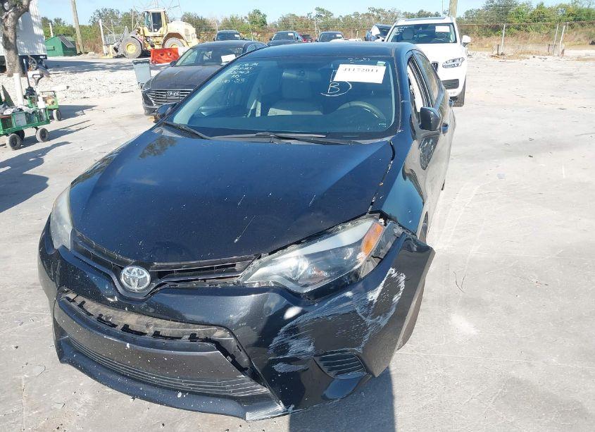 Photo 6 of 2016 Toyota Corolla LE (VIN 5YFBURHE9GP393322)