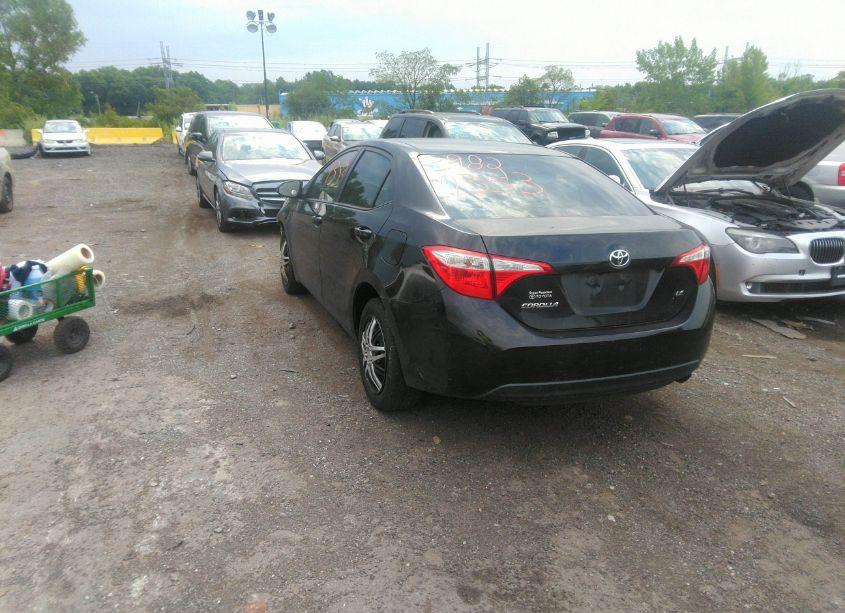 Photo 3 of 2016 Toyota Corolla LE (VIN 5YFBURHE9GP395118)