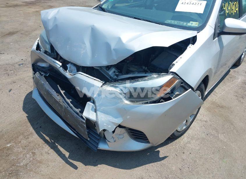 Photo 6 of 2016 Toyota Corolla LE (VIN 5YFBURHE9GP414816)