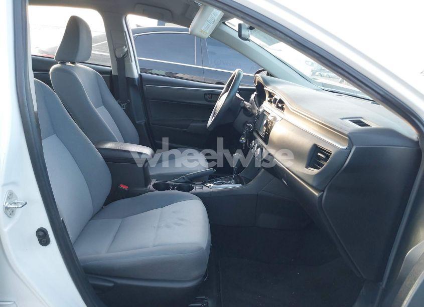 Photo 5 of 2016 Toyota Corolla L (VIN 5YFBURHE9GP426318)