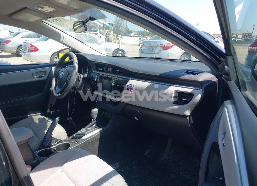 Photo 5 of 2016 Toyota Corolla LE (VIN 5YFBURHE9GP445015)