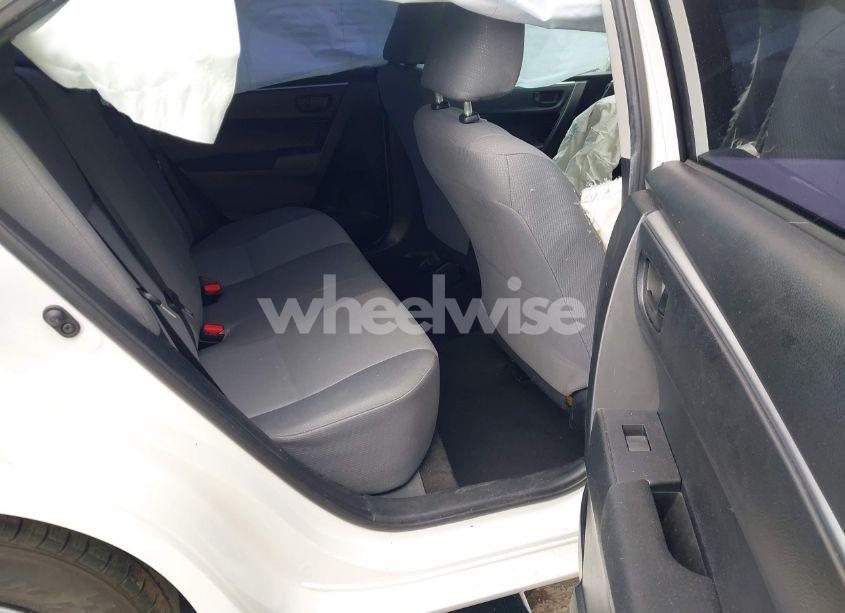 Photo 8 of 2016 Toyota Corolla L (VIN 5YFBURHE9GP466284)