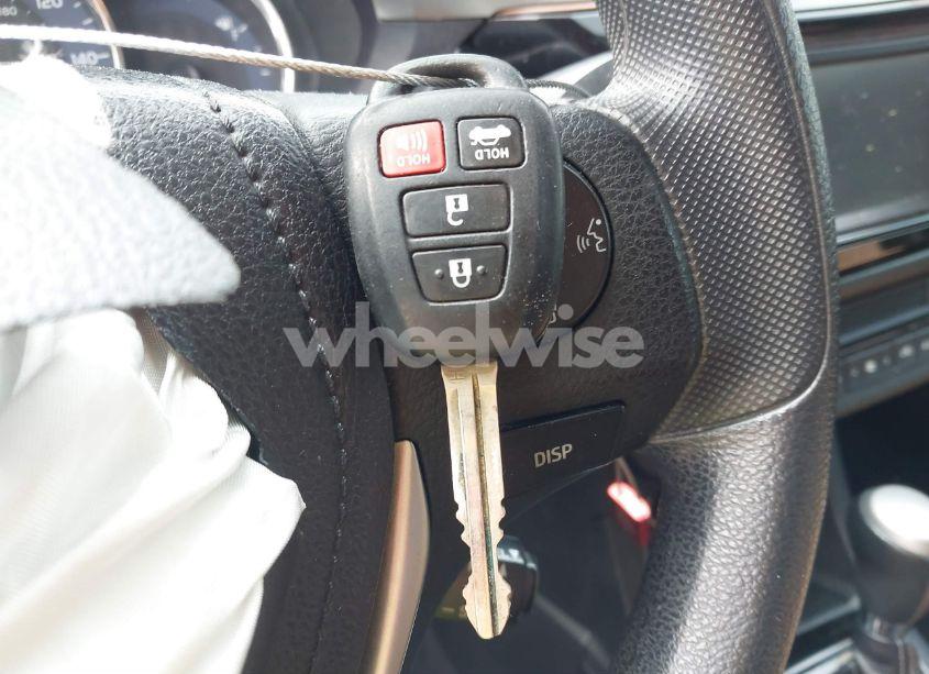 Photo 11 of 2016 Toyota Corolla LE PLUS (VIN 5YFBURHE9GP467547)