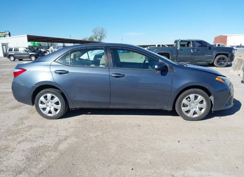 Photo 13 of 2016 Toyota Corolla LE (VIN 5YFBURHE9GP475583)