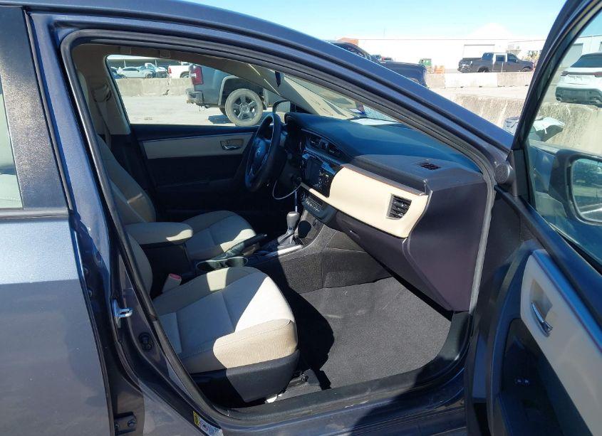 Photo 5 of 2016 Toyota Corolla LE (VIN 5YFBURHE9GP475583)