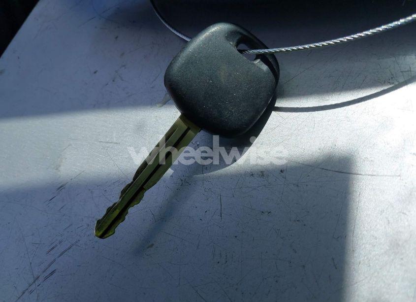 Photo 11 of 2016 Toyota Corolla L (VIN 5YFBURHE9GP487331)