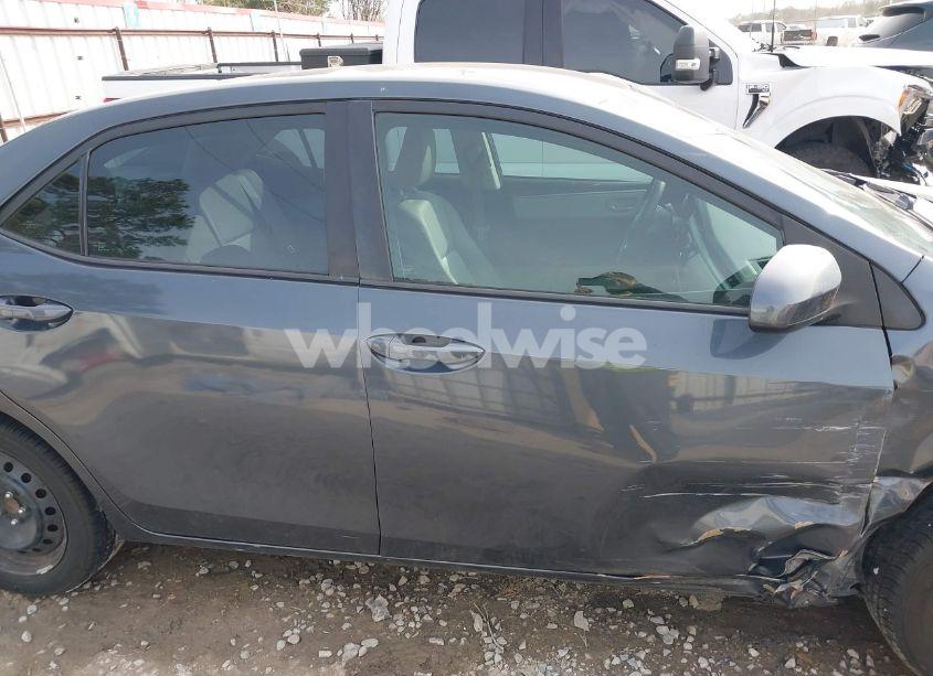 Photo 13 of 2016 Toyota Corolla LE (VIN 5YFBURHE9GP494005)