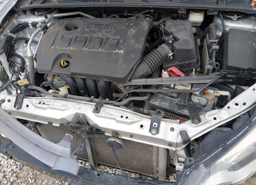 Photo 21 of 2016 Toyota Corolla LE (VIN 5YFBURHE9GP501633)