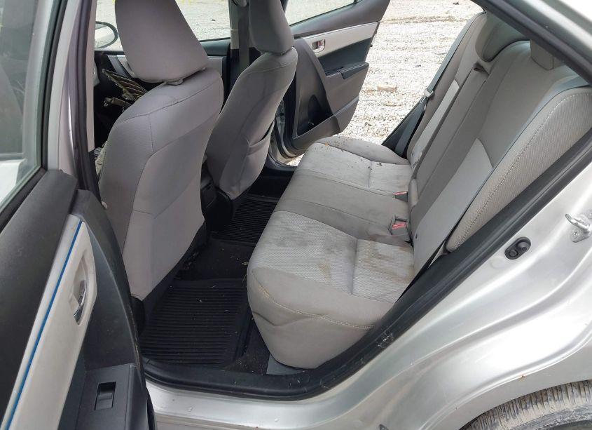 Photo 8 of 2016 Toyota Corolla LE (VIN 5YFBURHE9GP501633)