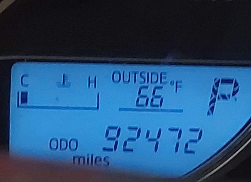 Photo 15 of 2016 Toyota Corolla LE (VIN 5YFBURHE9GP536592)