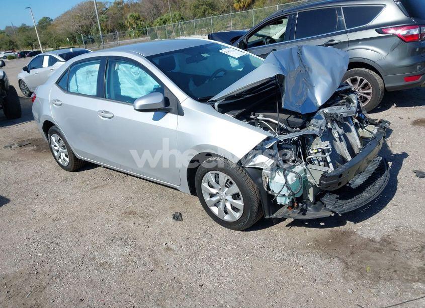 2016 Toyota Corolla LE (VIN 5YFBURHE9GP551688) main photo
